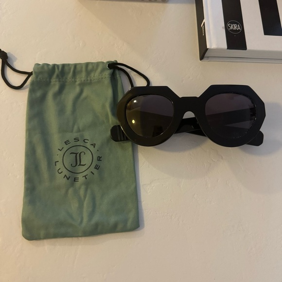 VINTAGE FRENCH BLACK FRAME SUNGLASSES - Picture 3 of 10